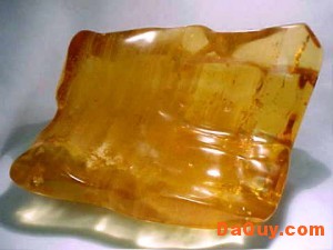 amber 300x225 Đá Hổ Phách (Amber) và tác dụng chữa bệnh (theo dân gian cổ xưa)
